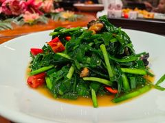 -姜君·千岛湖鱼头馆(浦东大道店)