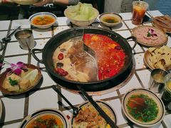-贰回巷火锅馆(钟楼店)