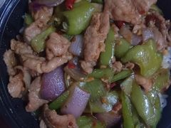 爆炒鸡腿肉木桶饭-万香姜汁(引泉路店)