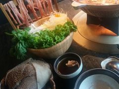 -湊湊火锅·茶憩(新中关购物中心店)