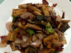 炒干鱼-鱼香饭店