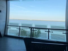 -上海滴水湖皇冠假日酒店