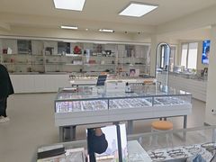 -潘多拉眼镜·蔡司依视路明月(潘家园店)
