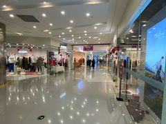 -百年港湾奥特莱斯(香炉礁店)