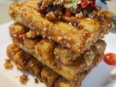 -铜锣湾·有麝自然香(重庆新天地店)