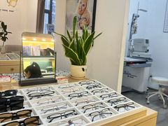 -康利眼镜·蔡司战略合作店(龙泉书房店)