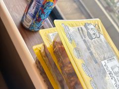 -周黑鸭(地铁虹桥火车站店)