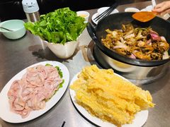 -胡须佬鸡煲四季火锅店(石厦西村直营店)