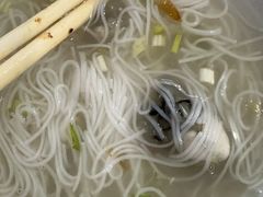 -建国蚵煎蚵面