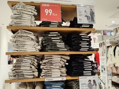 -优衣库(上海金桥国际商业广场店)