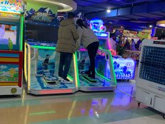 -爱玩嘉年华(江北一店)