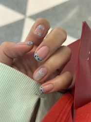 -悦指间美甲美睫