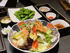 -铭牛烧肉·和牛海鲜自助(高新月牙湖店)