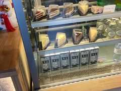 -雨丝书店(综合商业楼店)