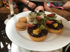 -上海滴水湖皇冠假日酒店