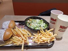 -The Habit Burger Grill 哈比特汉堡(爱琴海店)