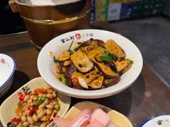 -富正毅三下锅·湘西韵味(天门山索道店)