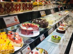 -罗森尼娜(德思勤店)