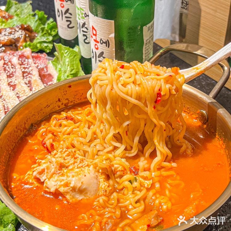 南京巷子美食|超正宗的炭火烤肉🥩