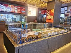 面包甜点陈列柜-船歌·鱼水饺青岛菜(闽江二路店)