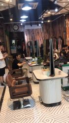 -PE SALON