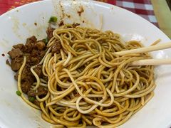 招牌辣肉干拌面-辣肉面大王(天平路店)