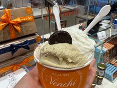 -VENCHI 闻绮(上海佛罗伦萨小镇店)