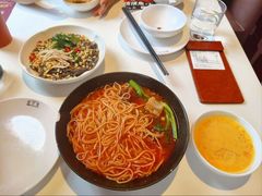 -巷子宽·酸菜鱼(迪士尼小镇店)