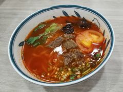 臻味私房番茄牛腩面-康师傅私房牛肉面(北京南站店)