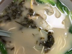 -明呈黄鱼面馆(斜土路店)