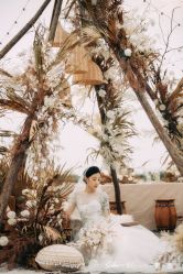 -禕·愫白婚纱商店