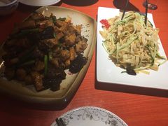 -靠山屯东北农家菜(八龙桥雅苑店)