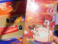 -名创优品(北京新中关购物中心地铁层店)