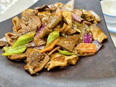 -老码头黑皮肘子锅包肉(文政街店)