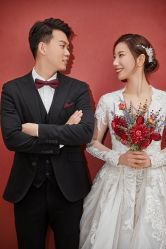 -雪中彩影婚纱摄影·微光艺术中心