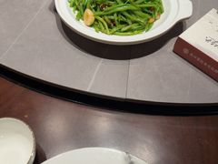 -东口码头·烧鸽子·鱼头泡饼·地方菜(金鹰悦城店)