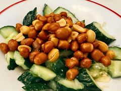 -毛辣果·贵州红酸汤牛肉火锅(西单店)