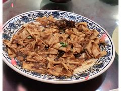 -壹阁胡羊焖饼(特色小吃街店)