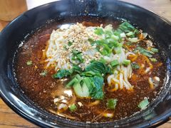 -赖扁担重庆小面(友谊路店)
