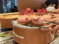 -龍歌自助小火锅(市南金茂湾店)