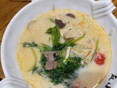 -麻小劲菌汤麻辣烫(体育西路店)