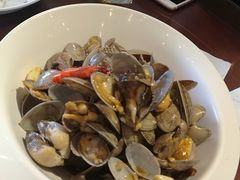 -赶海部落海鲜城(海阳路店)