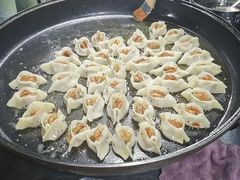 -吴山路夜市