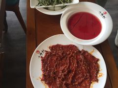 -小牛叔鲜切牛肉·火锅·烤肉自助(公济桥路店)