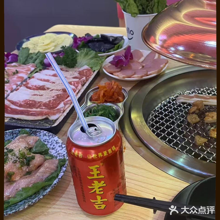 外卖点烤肉有多香？牛五花爆汁、鸡腿肉嫩滑