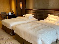-中山利和希尔顿酒店