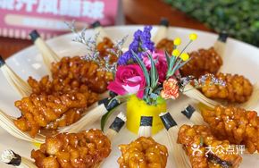 Braised Eel Balls in Sauce