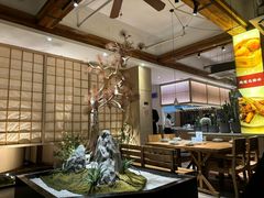 -蜜桃餐厅·伴山(湖滨商业街店)