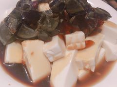 -虾弄弄海派小龙虾·牛羊蝎子火锅