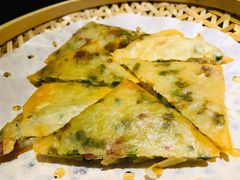 土家豇豆饼-吃饭皇帝大土家民族菜(正大广场店)